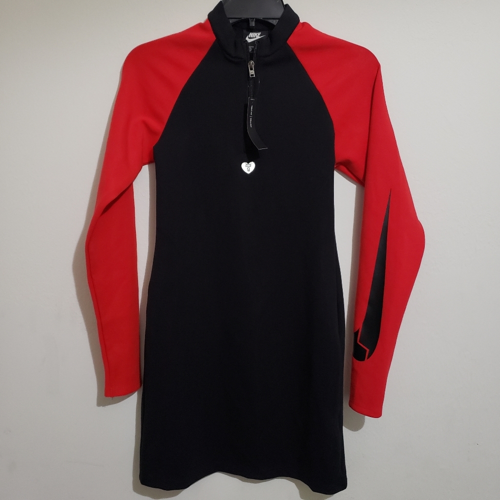 Nike dress brand new size small